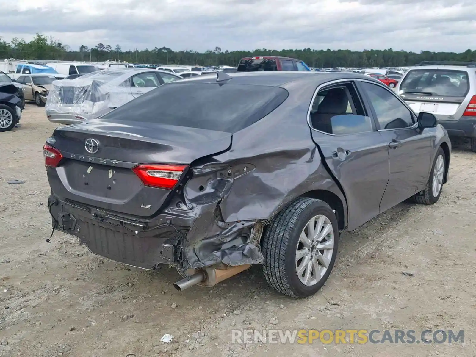 4 Photograph of a damaged car 4T1B11HK8KU747712 TOYOTA CAMRY 2019