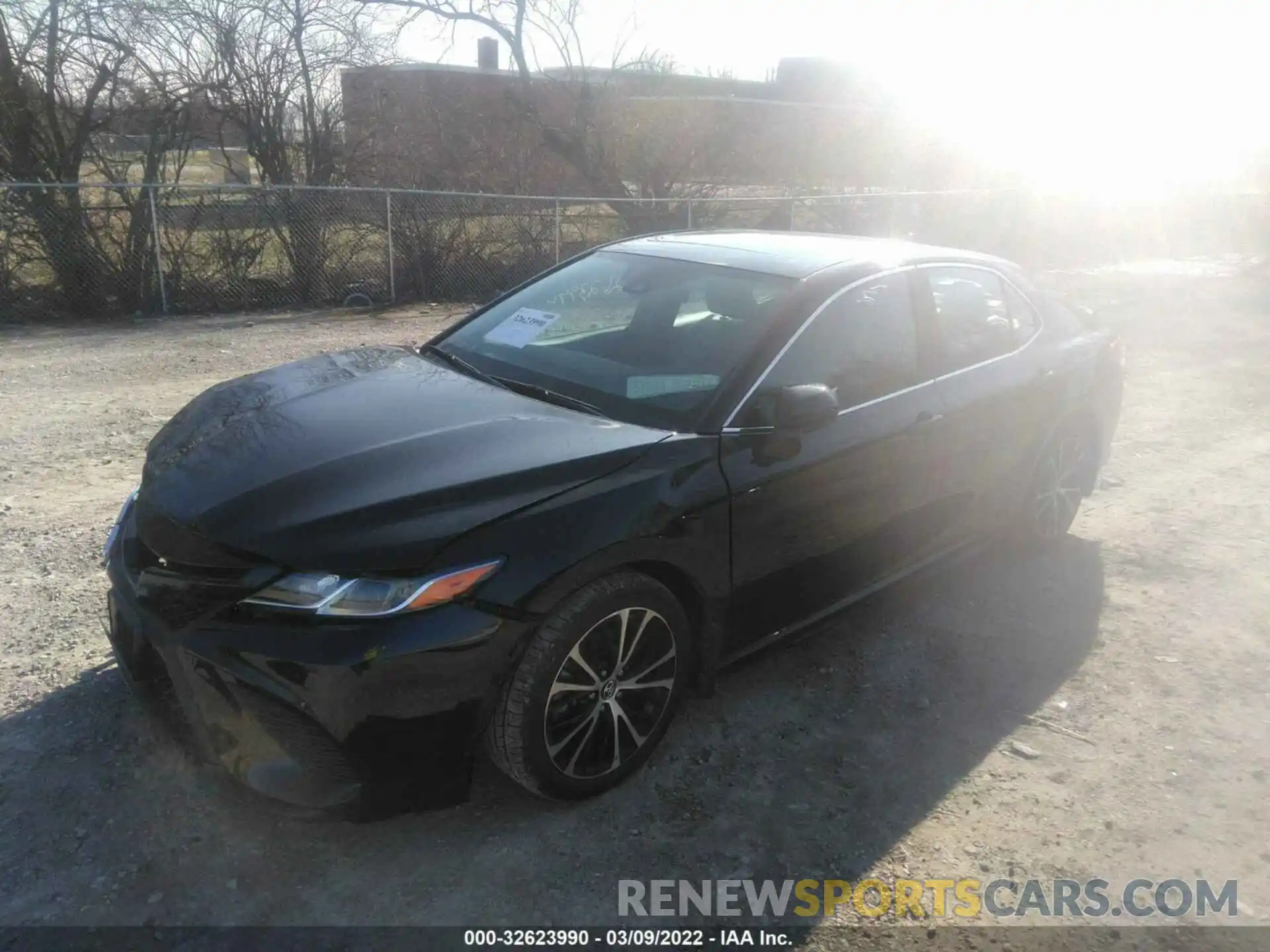 2 Photograph of a damaged car 4T1B11HK8KU750366 TOYOTA CAMRY 2019