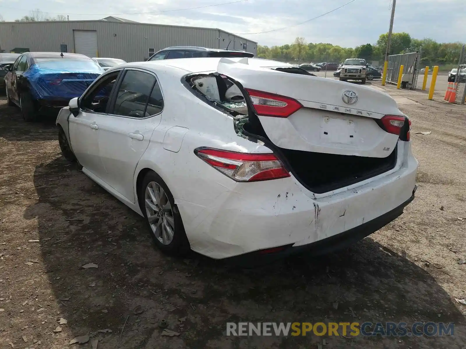 3 Photograph of a damaged car 4T1B11HK8KU752635 TOYOTA CAMRY 2019