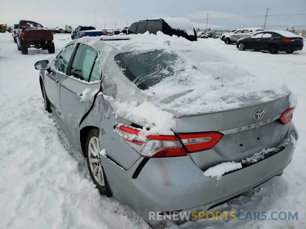 3 Photograph of a damaged car 4T1B11HK8KU752909 TOYOTA CAMRY 2019