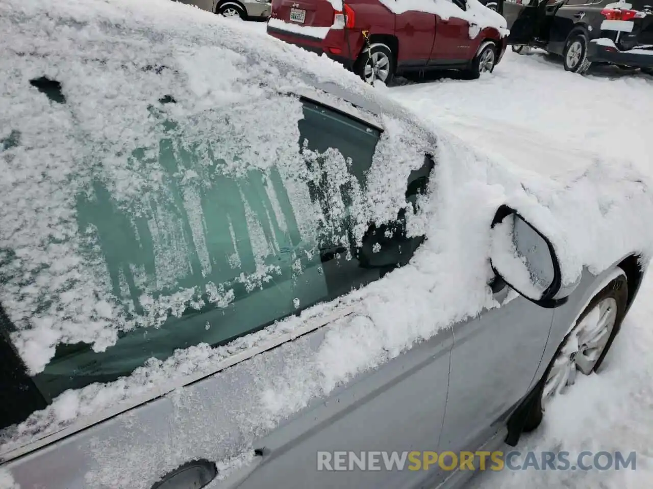 5 Photograph of a damaged car 4T1B11HK8KU752909 TOYOTA CAMRY 2019