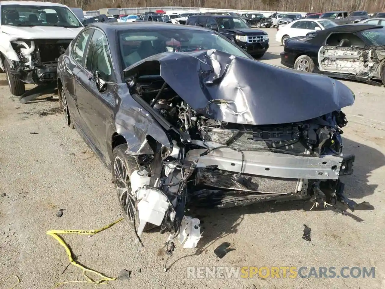 1 Photograph of a damaged car 4T1B11HK8KU753378 TOYOTA CAMRY 2019