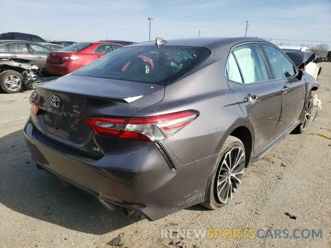 4 Photograph of a damaged car 4T1B11HK8KU753378 TOYOTA CAMRY 2019