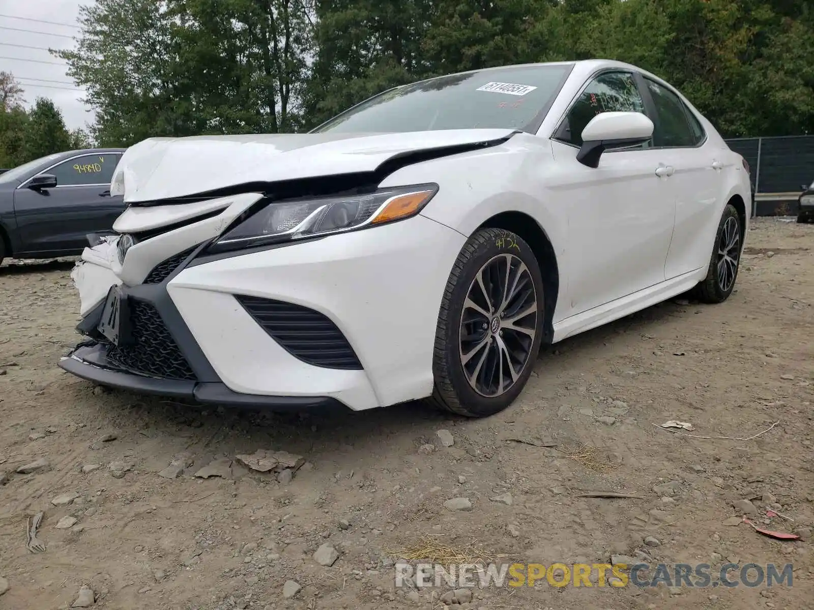 2 Photograph of a damaged car 4T1B11HK8KU754059 TOYOTA CAMRY 2019