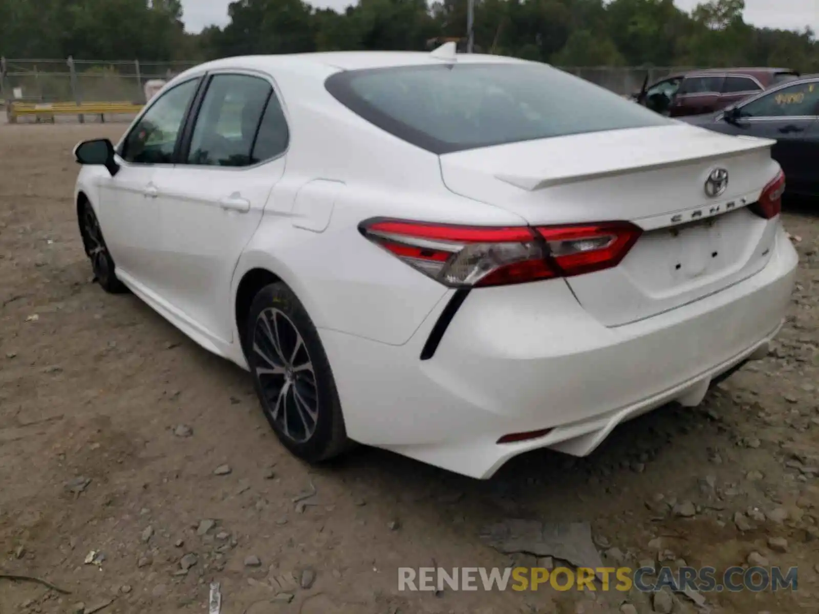 3 Photograph of a damaged car 4T1B11HK8KU754059 TOYOTA CAMRY 2019