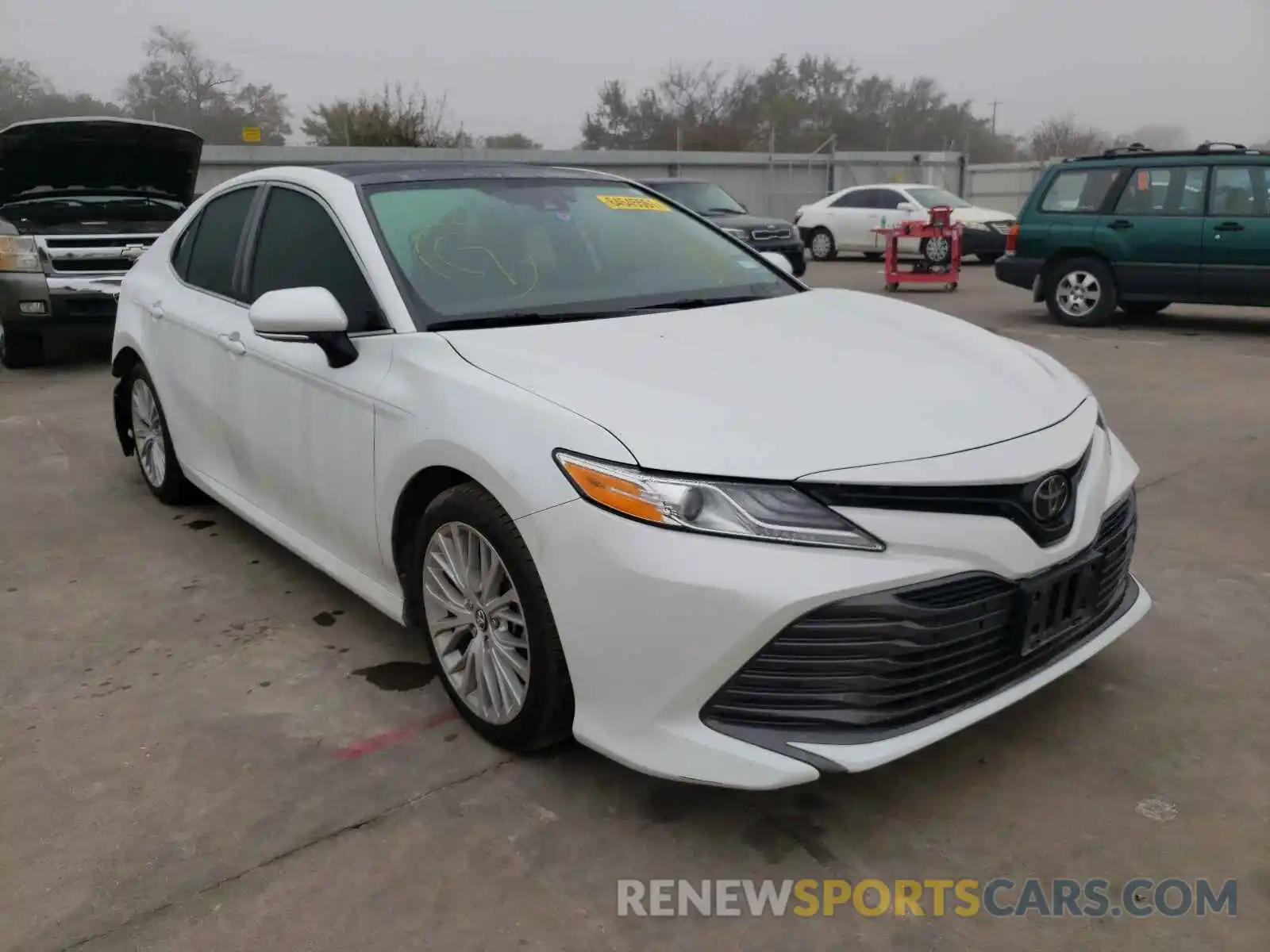 1 Photograph of a damaged car 4T1B11HK8KU755020 TOYOTA CAMRY 2019