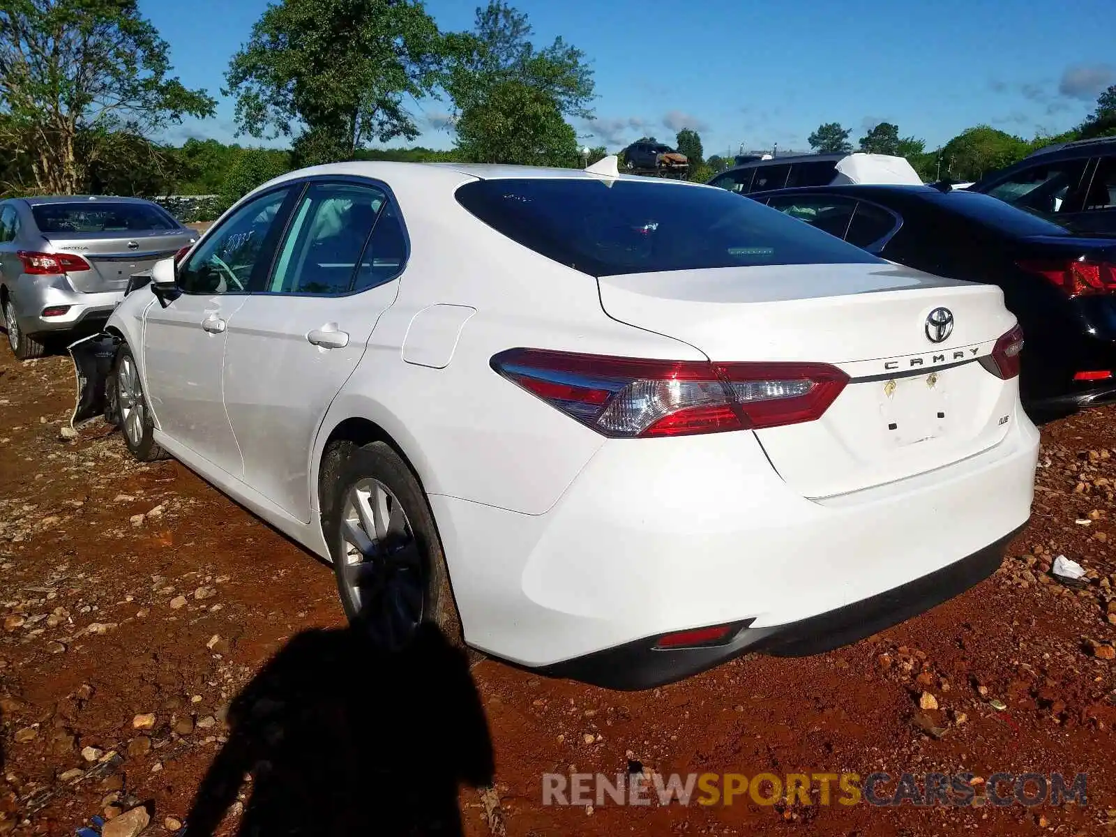 3 Photograph of a damaged car 4T1B11HK8KU755700 TOYOTA CAMRY 2019