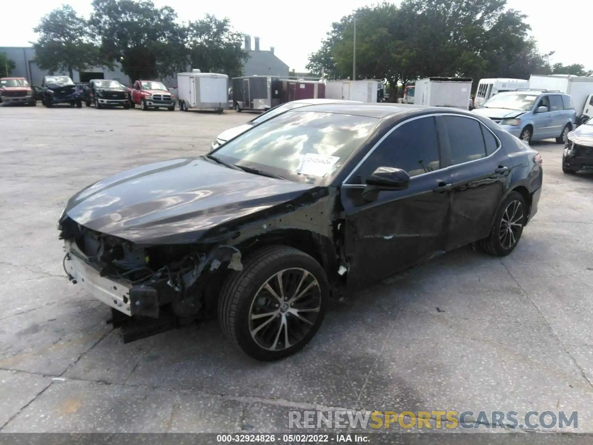 2 Photograph of a damaged car 4T1B11HK8KU758774 TOYOTA CAMRY 2019