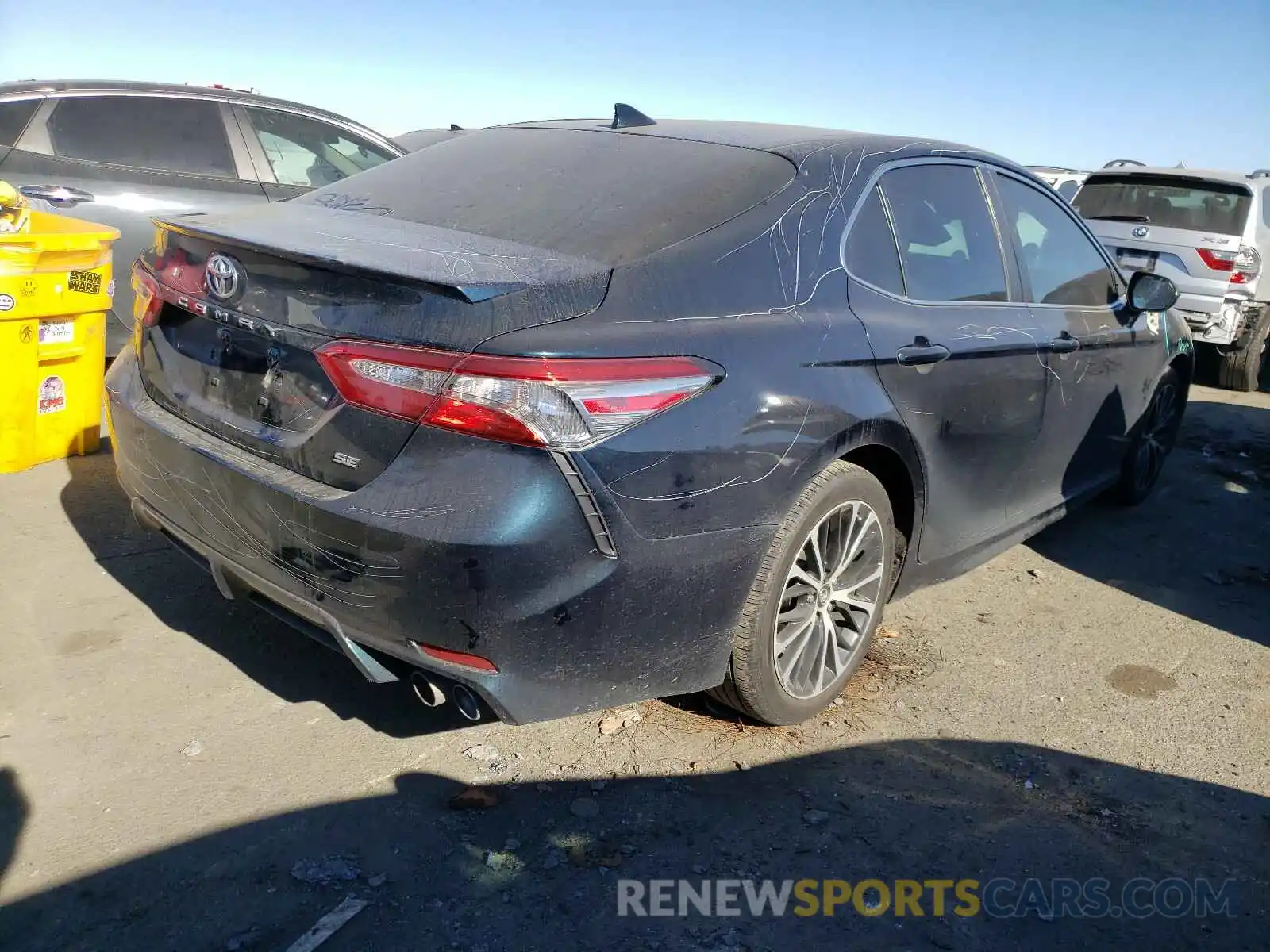 4 Photograph of a damaged car 4T1B11HK8KU758998 TOYOTA CAMRY 2019