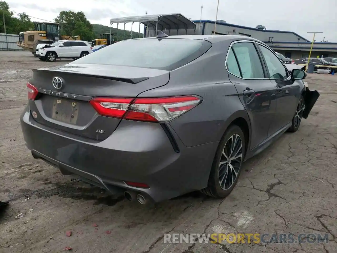 4 Photograph of a damaged car 4T1B11HK8KU759939 TOYOTA CAMRY 2019