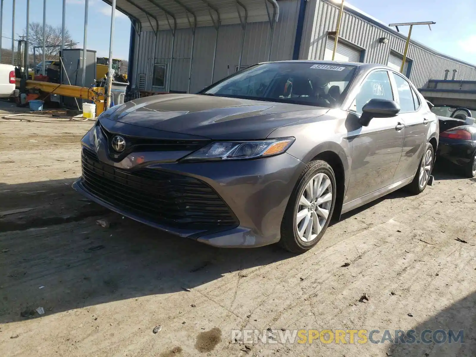 2 Фотография поврежденного автомобиля 4T1B11HK8KU761352 TOYOTA CAMRY 2019