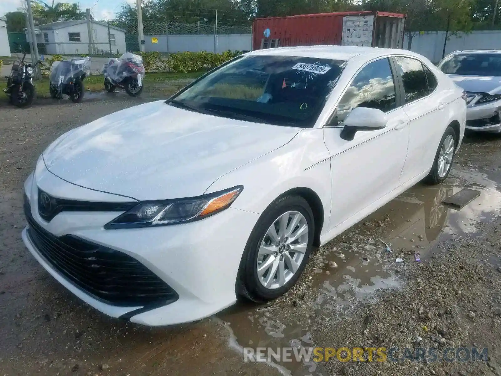 2 Photograph of a damaged car 4T1B11HK8KU763778 TOYOTA CAMRY 2019