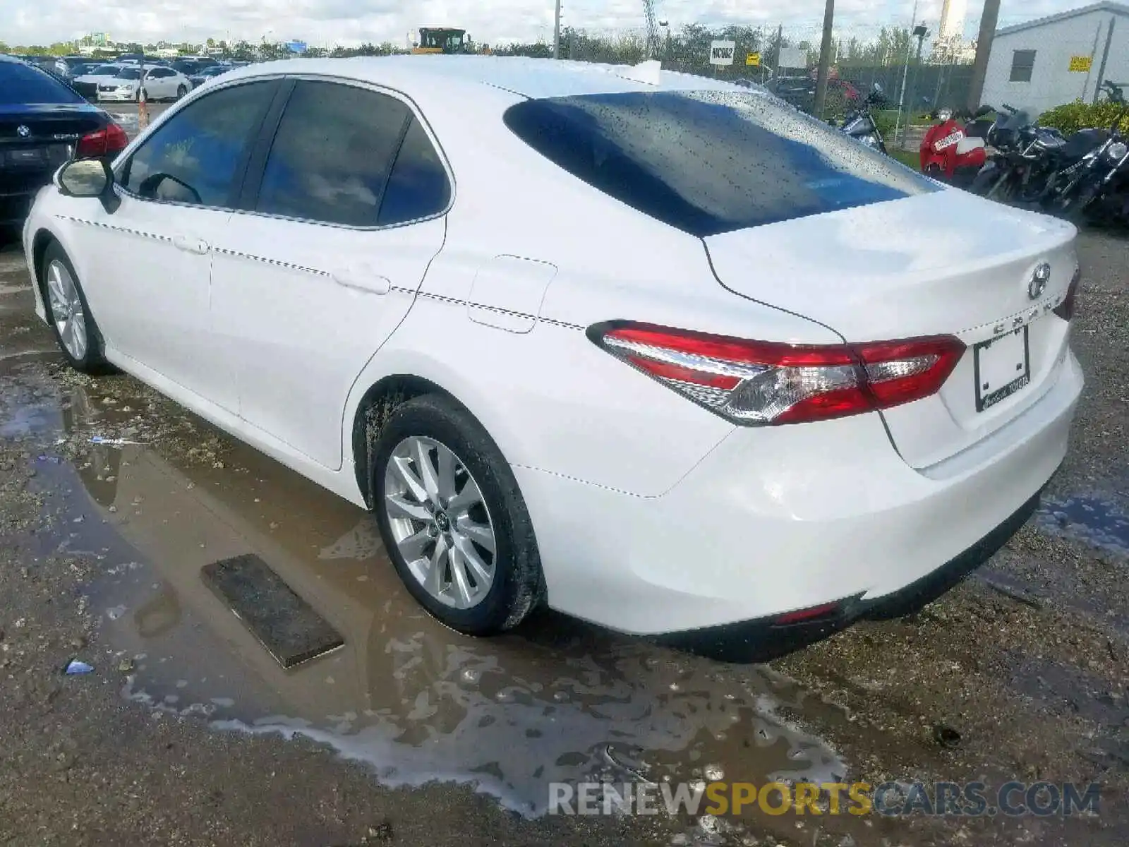 3 Photograph of a damaged car 4T1B11HK8KU763778 TOYOTA CAMRY 2019