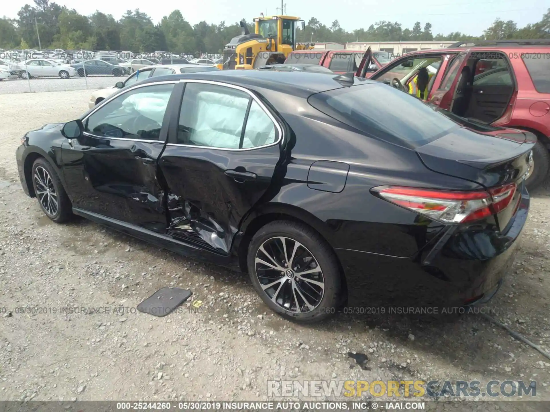 3 Photograph of a damaged car 4T1B11HK8KU764722 TOYOTA CAMRY 2019