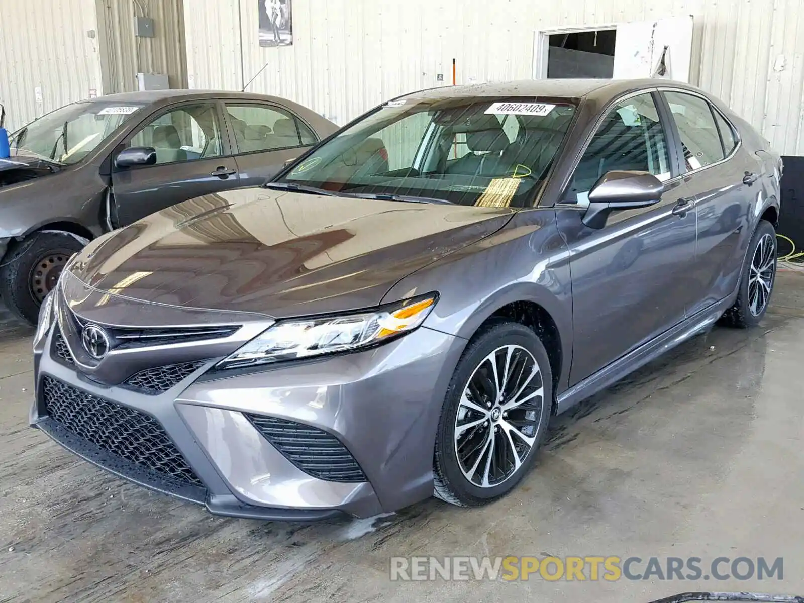 2 Photograph of a damaged car 4T1B11HK8KU766065 TOYOTA CAMRY 2019