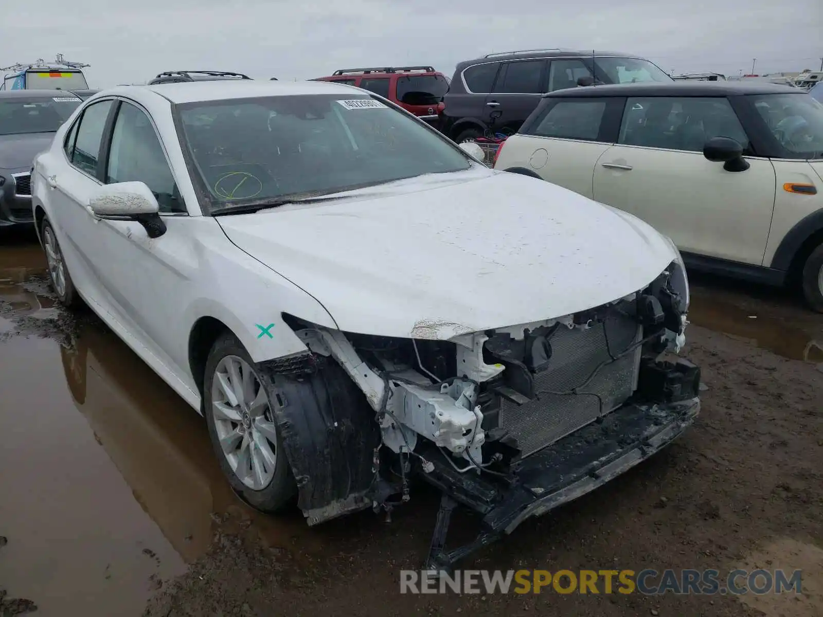 1 Photograph of a damaged car 4T1B11HK8KU768057 TOYOTA CAMRY 2019