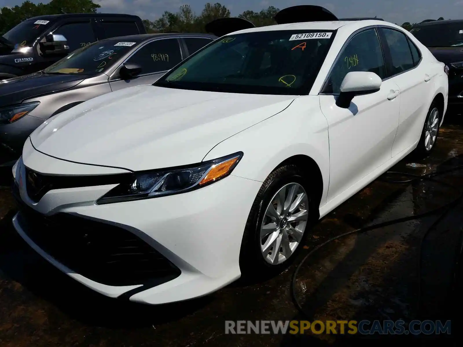 2 Photograph of a damaged car 4T1B11HK8KU769547 TOYOTA CAMRY 2019