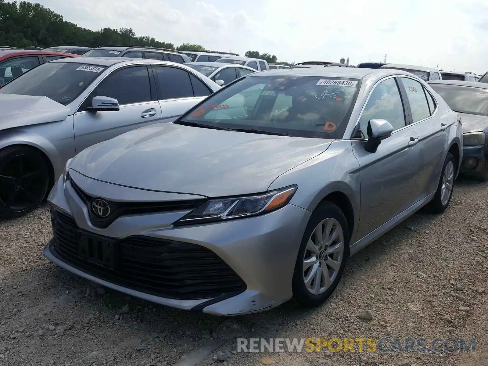 2 Photograph of a damaged car 4T1B11HK8KU770200 TOYOTA CAMRY 2019