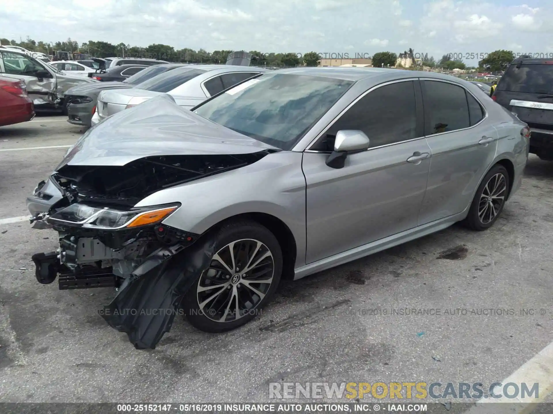 2 Photograph of a damaged car 4T1B11HK8KU770262 TOYOTA CAMRY 2019