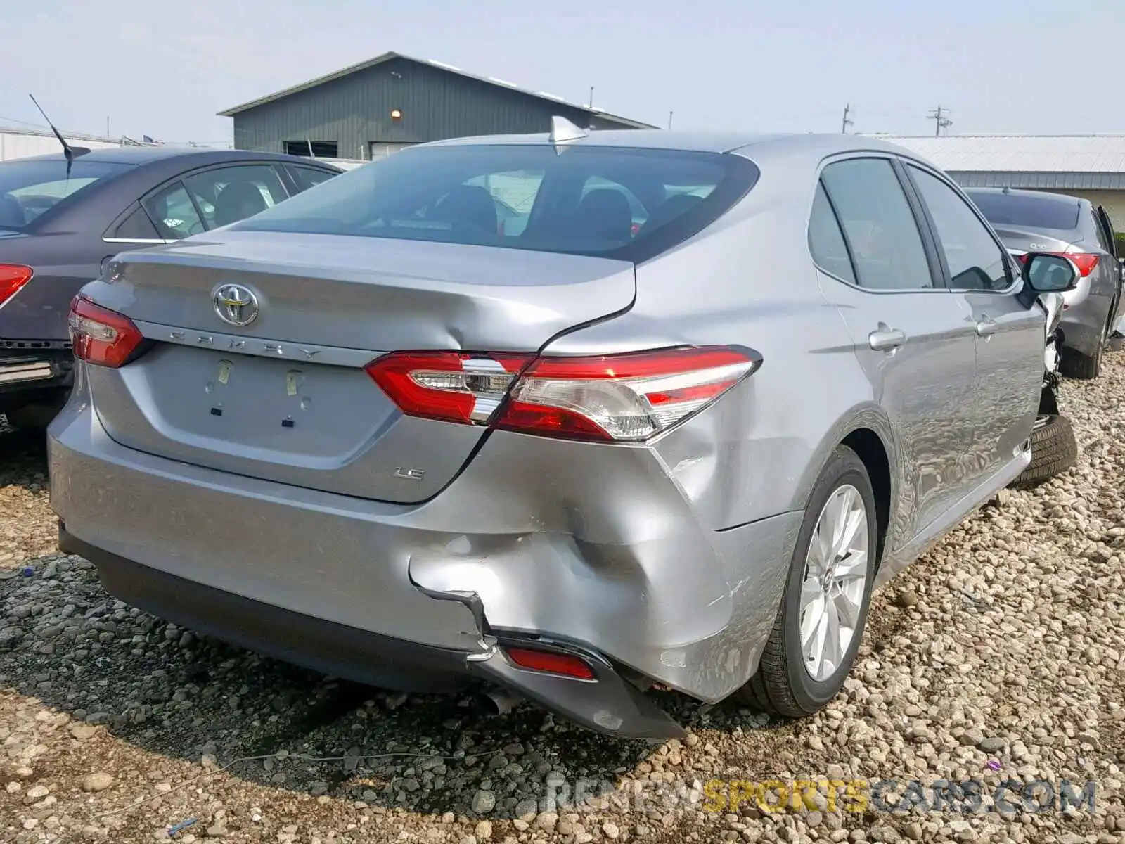 4 Фотография поврежденного автомобиля 4T1B11HK8KU772397 TOYOTA CAMRY 2019