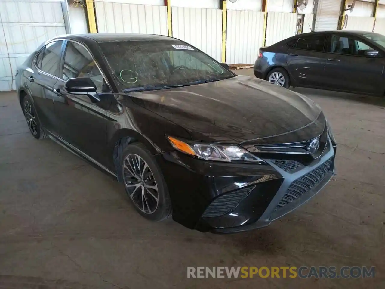 1 Photograph of a damaged car 4T1B11HK8KU772996 TOYOTA CAMRY 2019