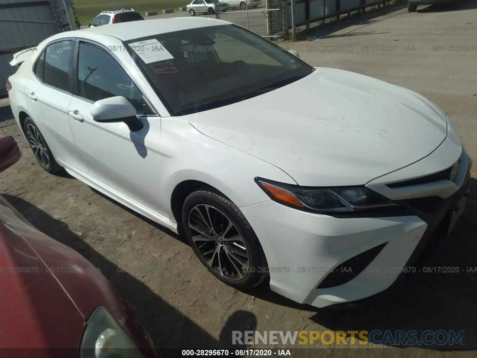 1 Photograph of a damaged car 4T1B11HK8KU773310 TOYOTA CAMRY 2019