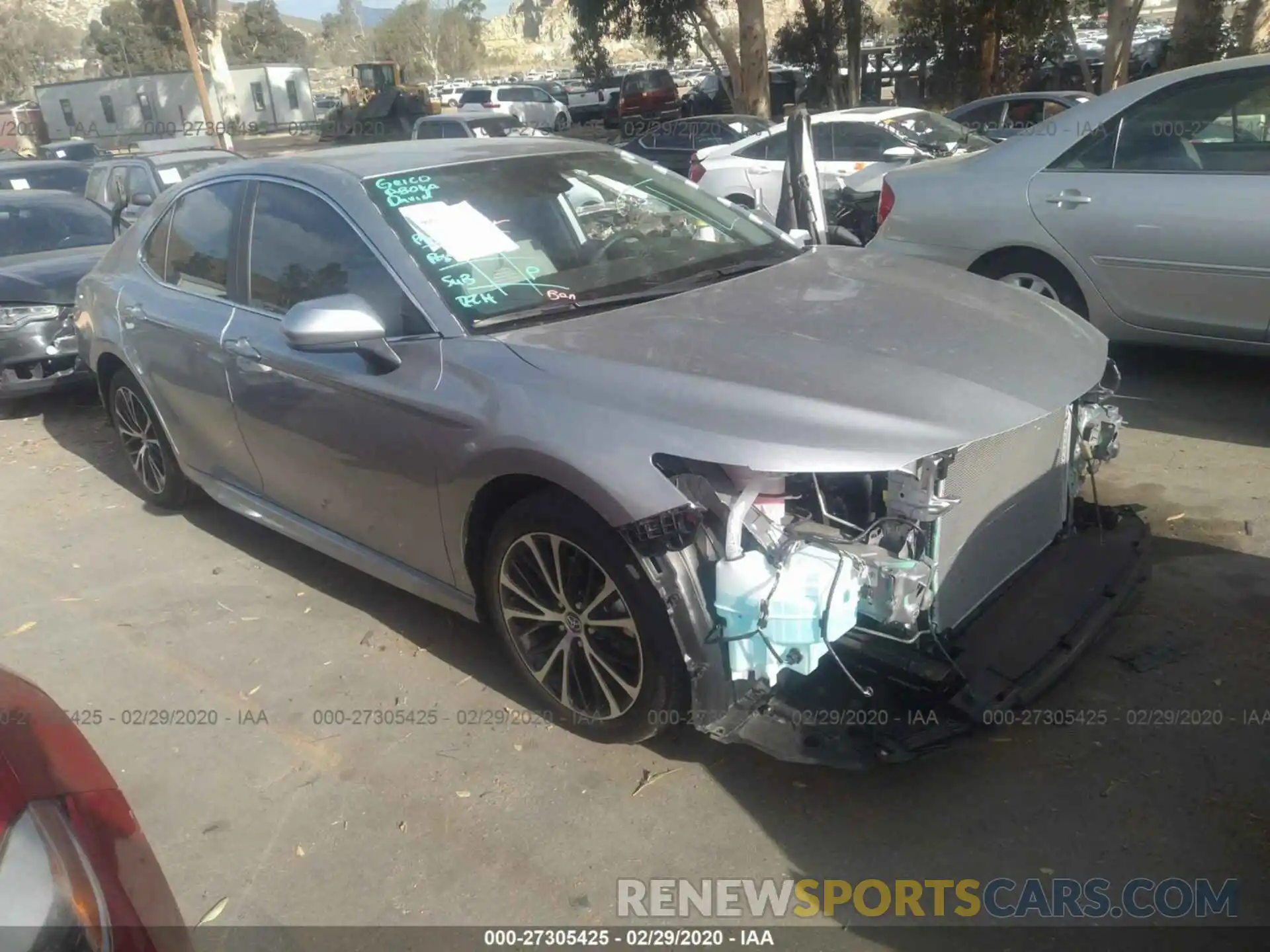 1 Photograph of a damaged car 4T1B11HK8KU773663 TOYOTA CAMRY 2019