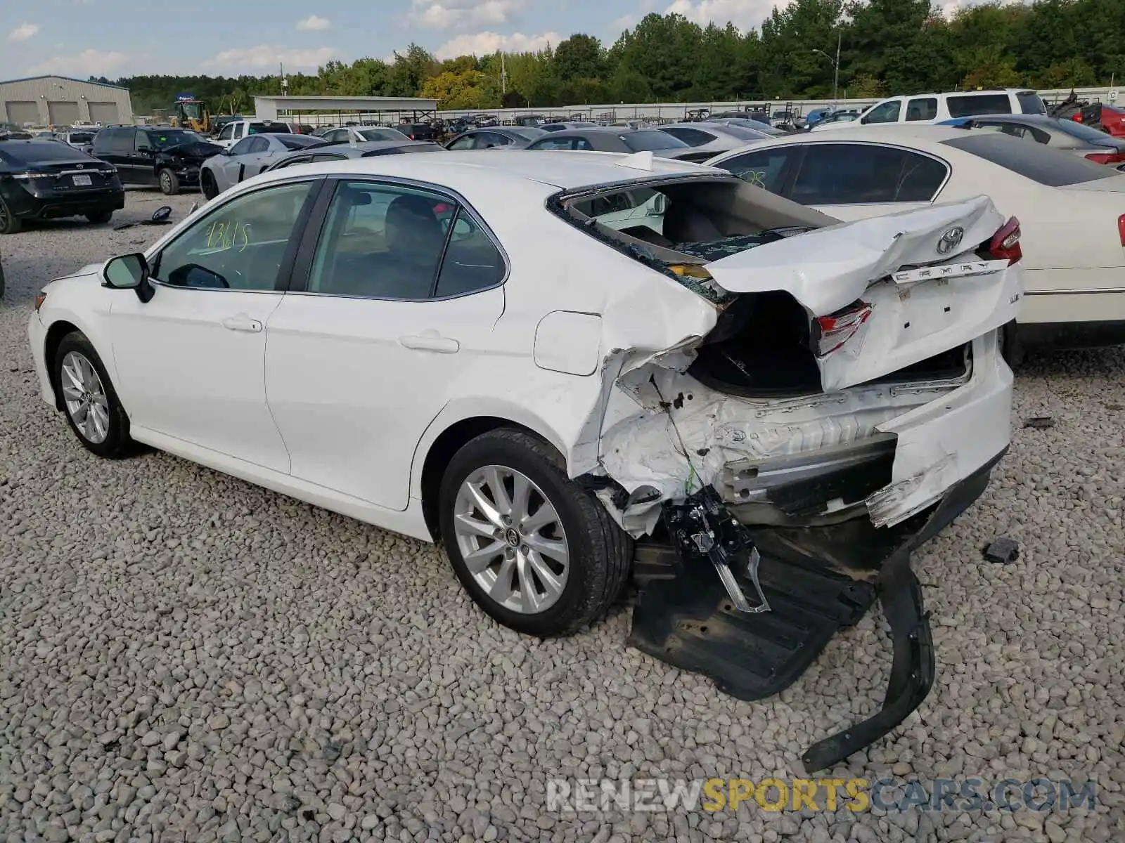 3 Photograph of a damaged car 4T1B11HK8KU774392 TOYOTA CAMRY 2019