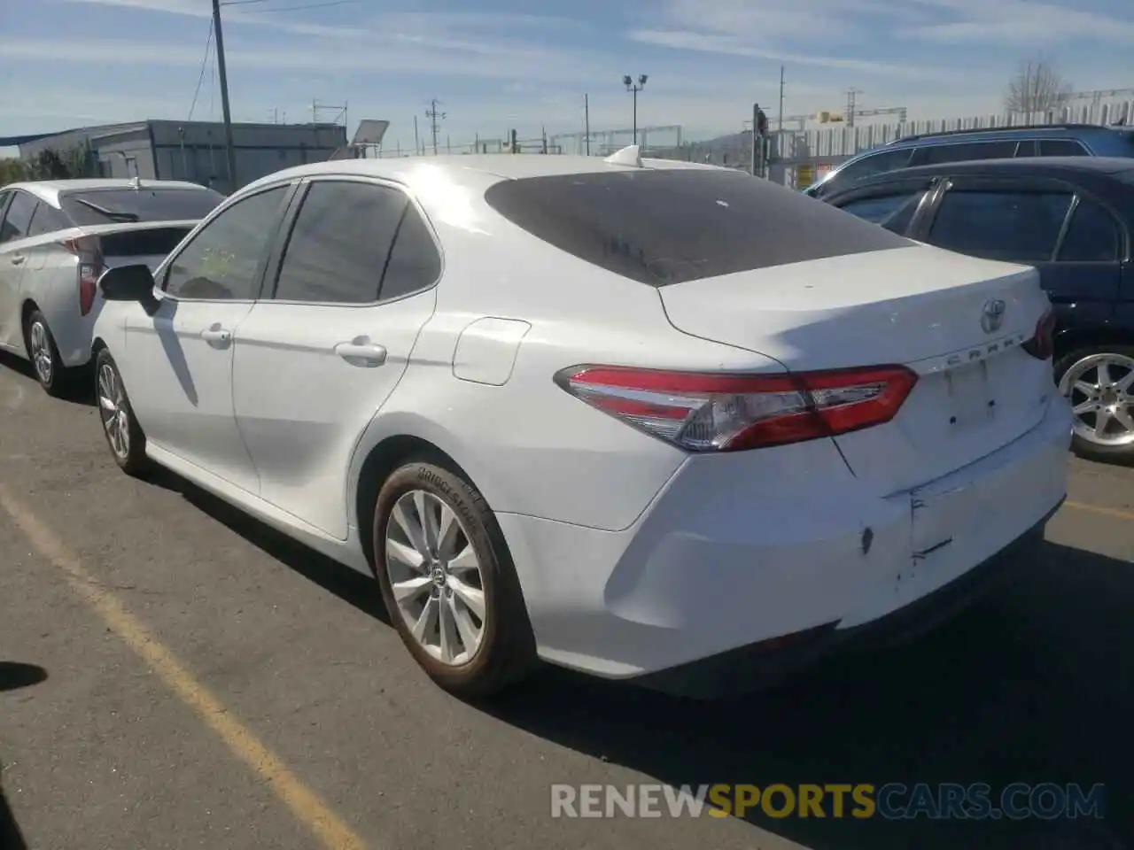 3 Photograph of a damaged car 4T1B11HK8KU774540 TOYOTA CAMRY 2019