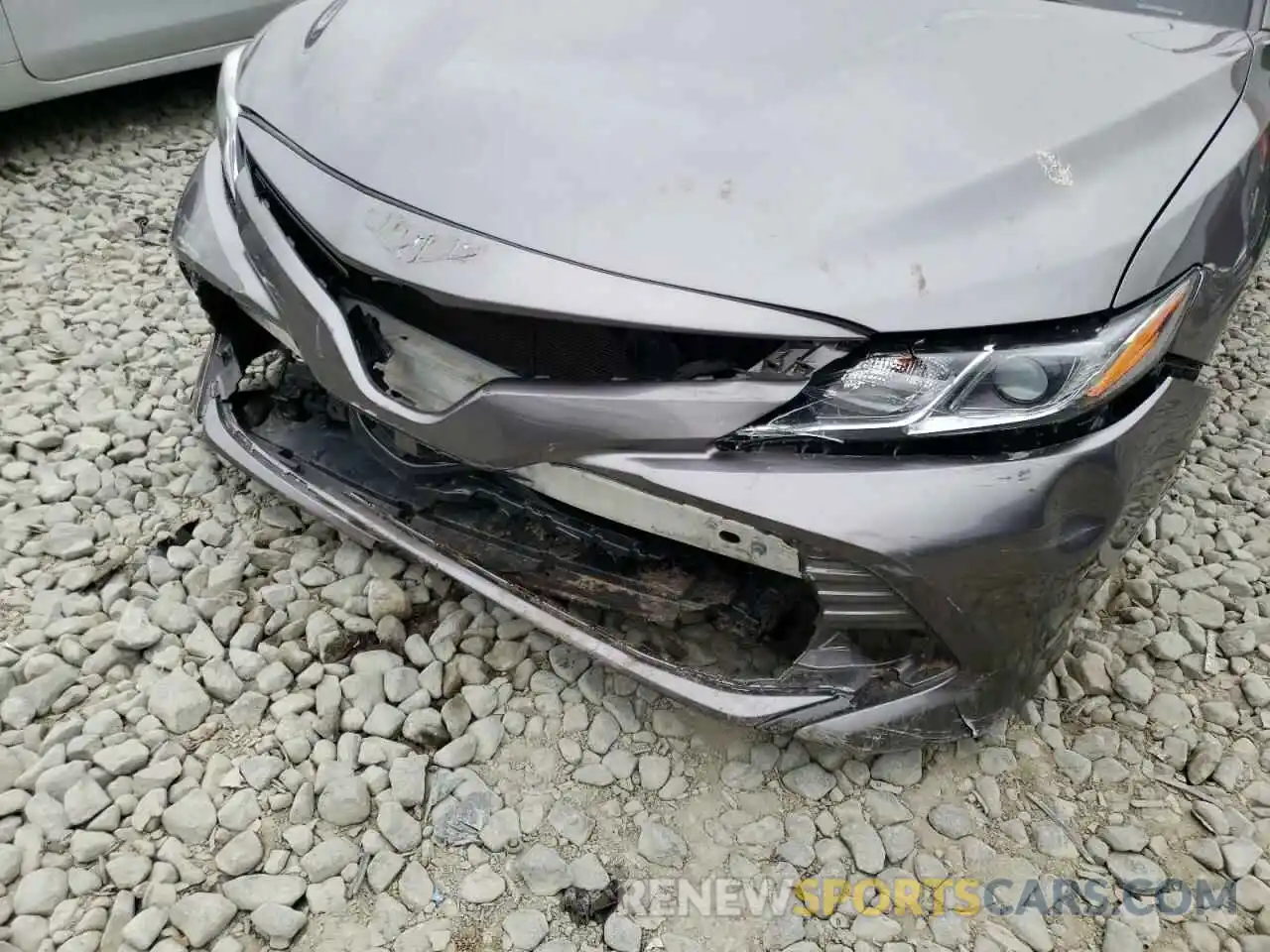 9 Photograph of a damaged car 4T1B11HK8KU775140 TOYOTA CAMRY 2019