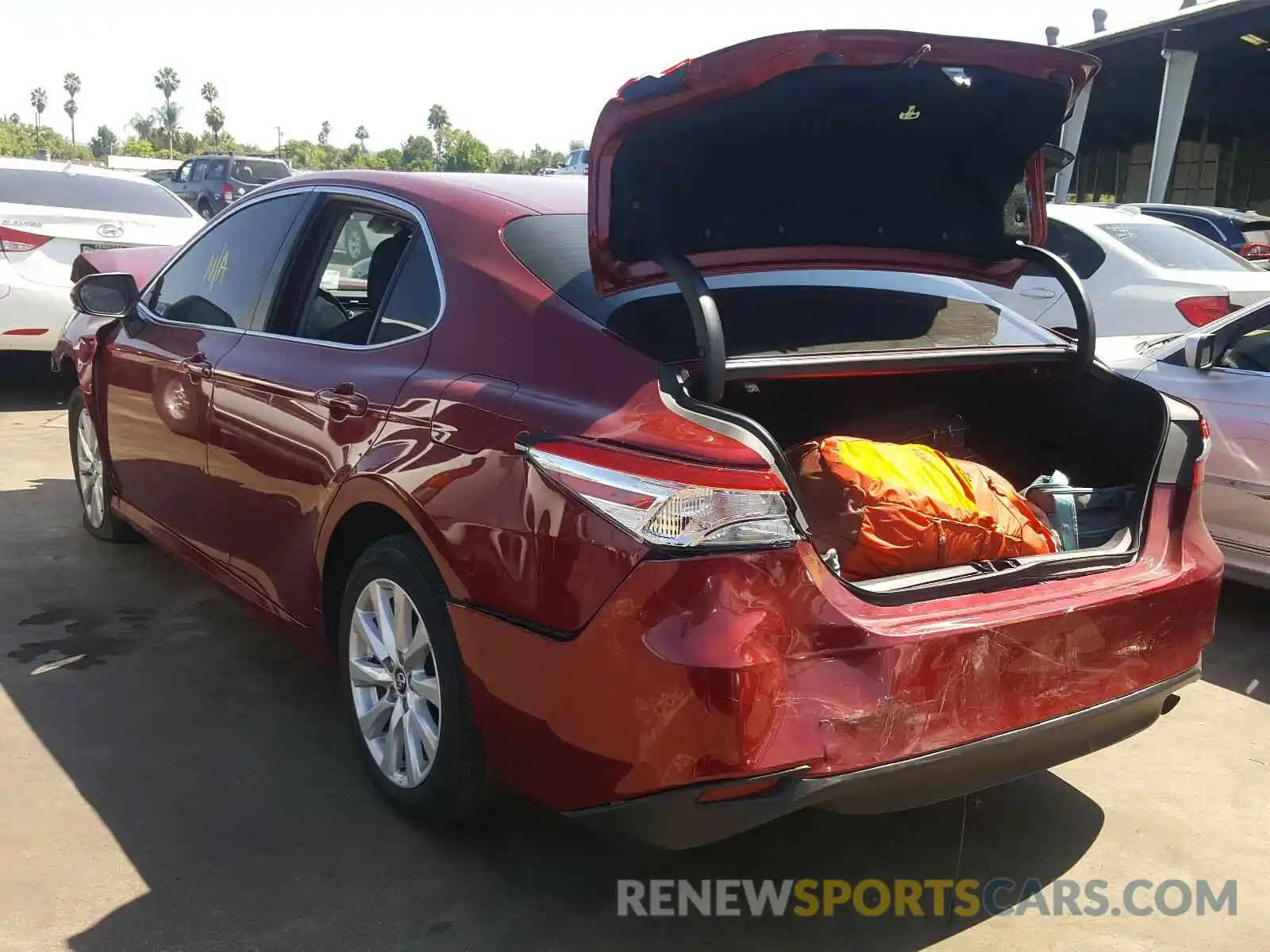 3 Photograph of a damaged car 4T1B11HK8KU777938 TOYOTA CAMRY 2019