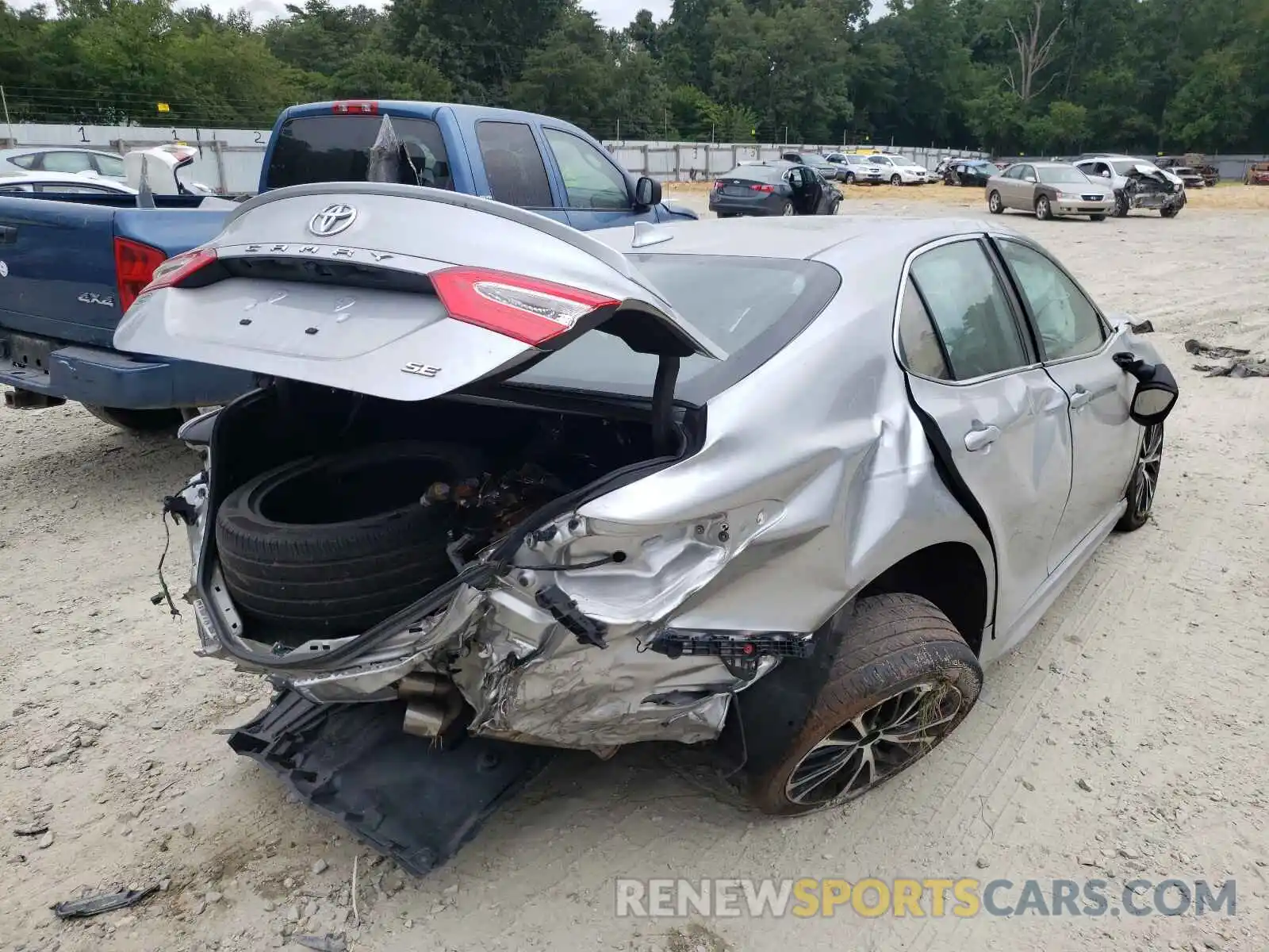 4 Photograph of a damaged car 4T1B11HK8KU778894 TOYOTA CAMRY 2019