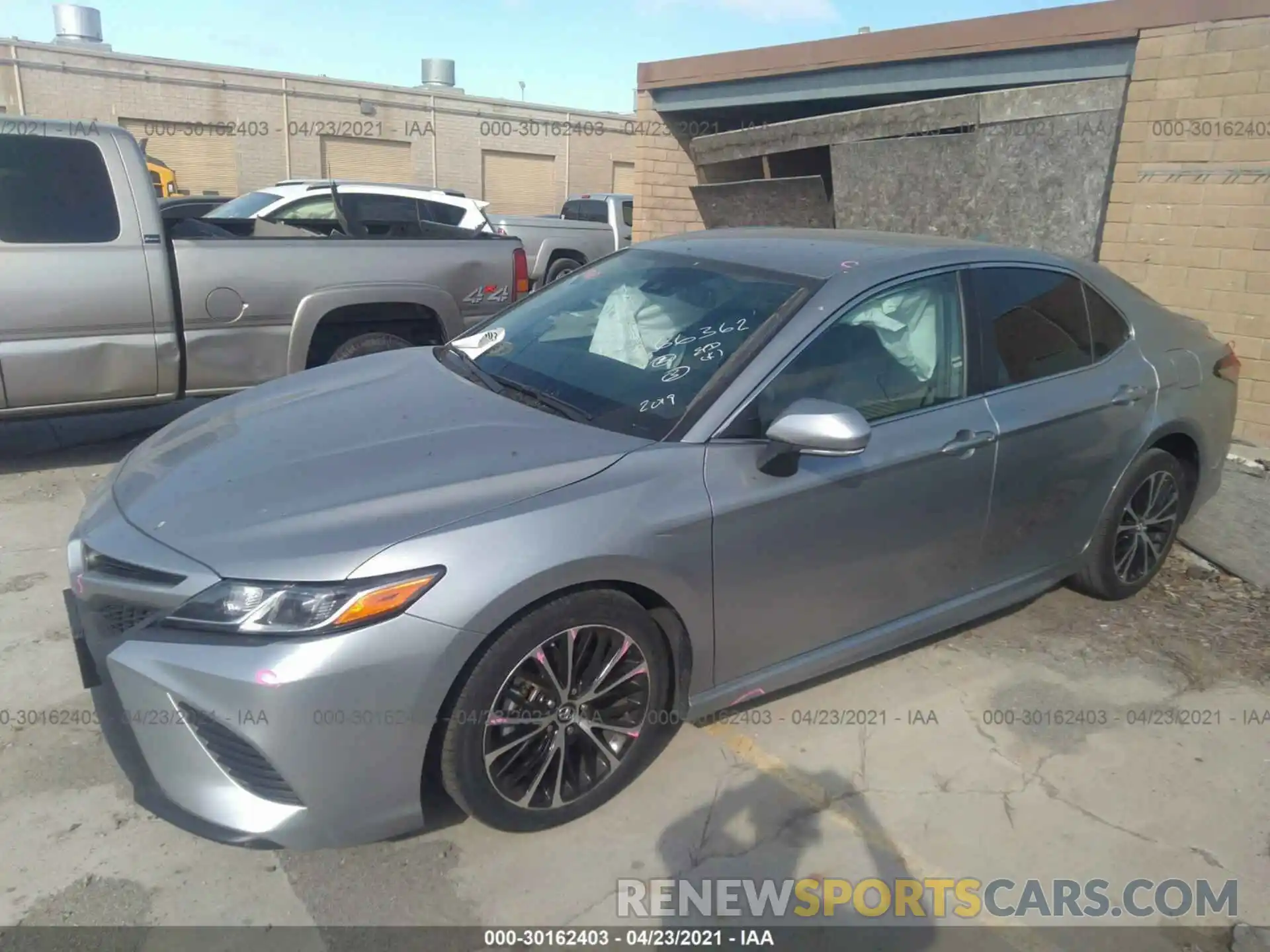 2 Photograph of a damaged car 4T1B11HK8KU779138 TOYOTA CAMRY 2019