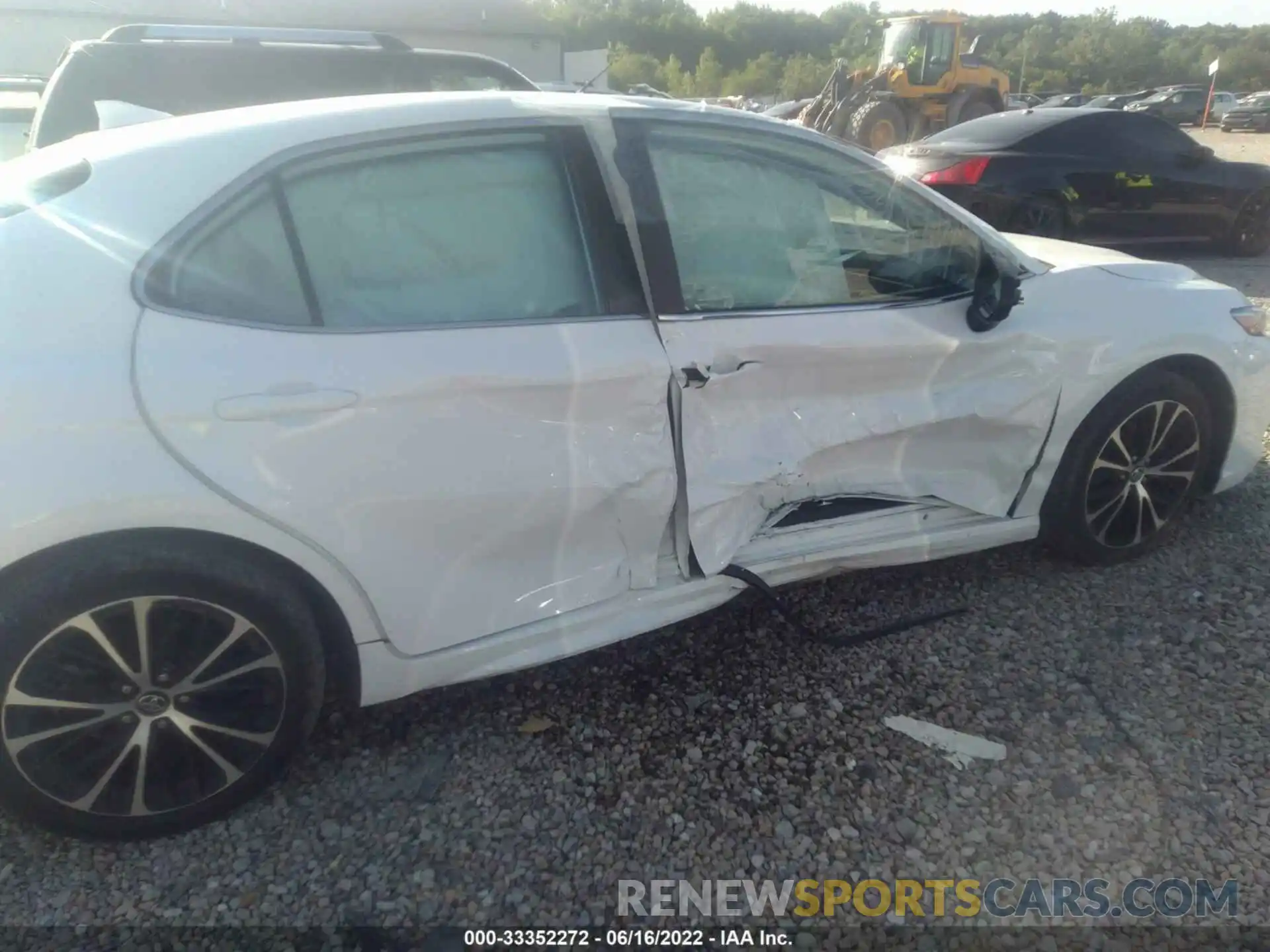 6 Photograph of a damaged car 4T1B11HK8KU779222 TOYOTA CAMRY 2019