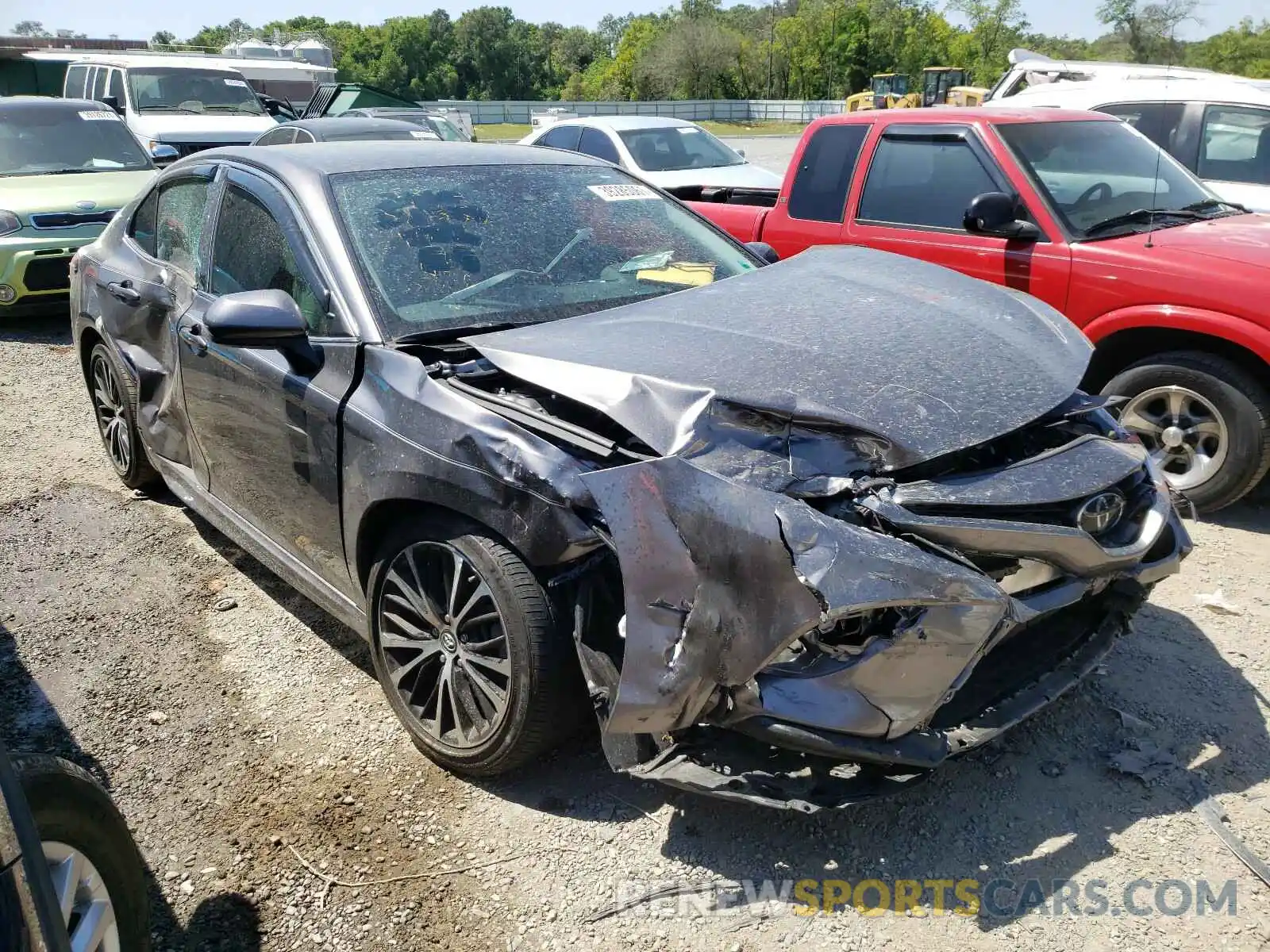 1 Photograph of a damaged car 4T1B11HK8KU779527 TOYOTA CAMRY 2019