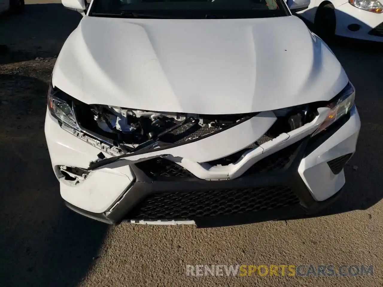 9 Photograph of a damaged car 4T1B11HK8KU780192 TOYOTA CAMRY 2019