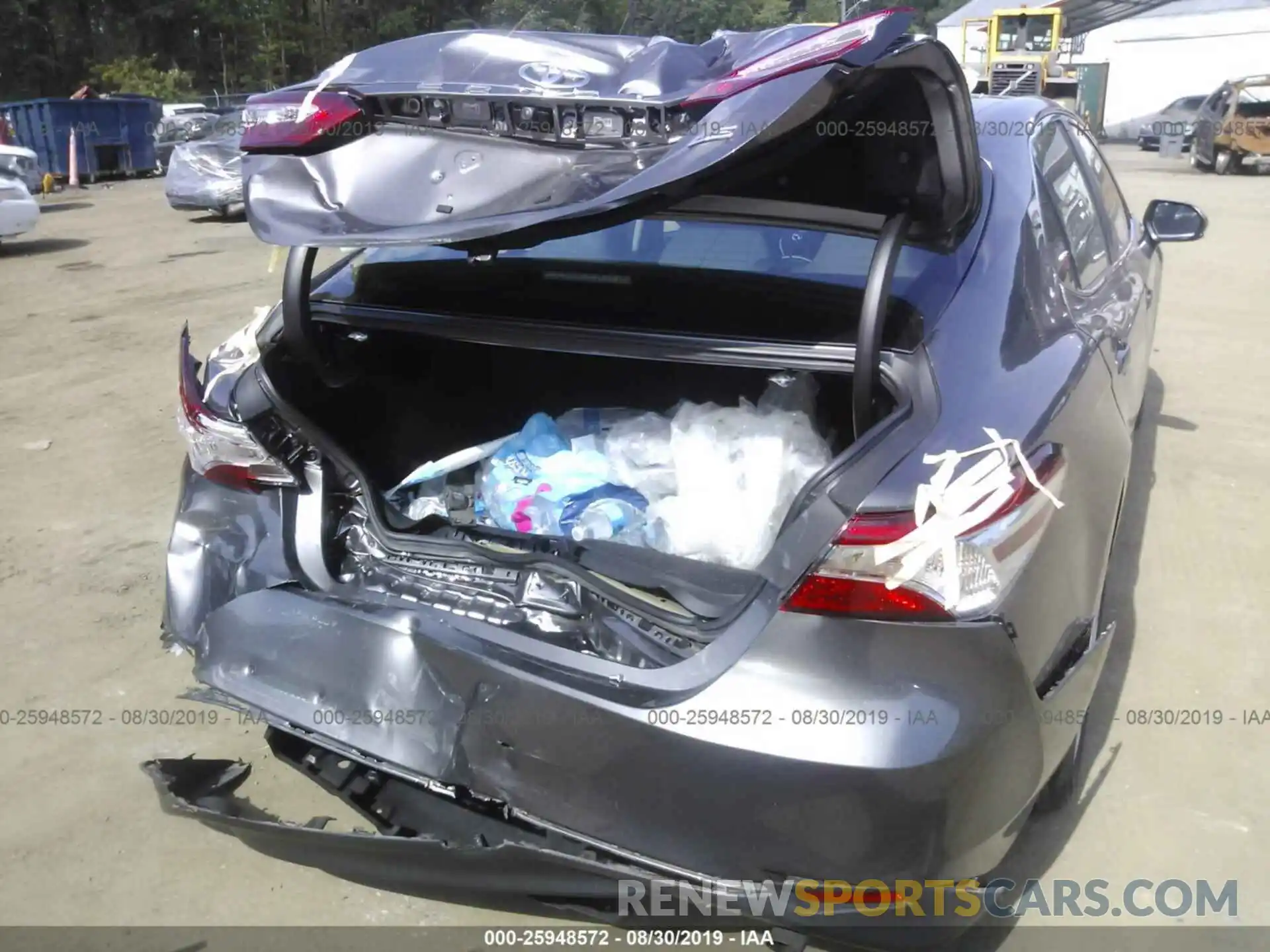 6 Photograph of a damaged car 4T1B11HK8KU780872 TOYOTA CAMRY 2019