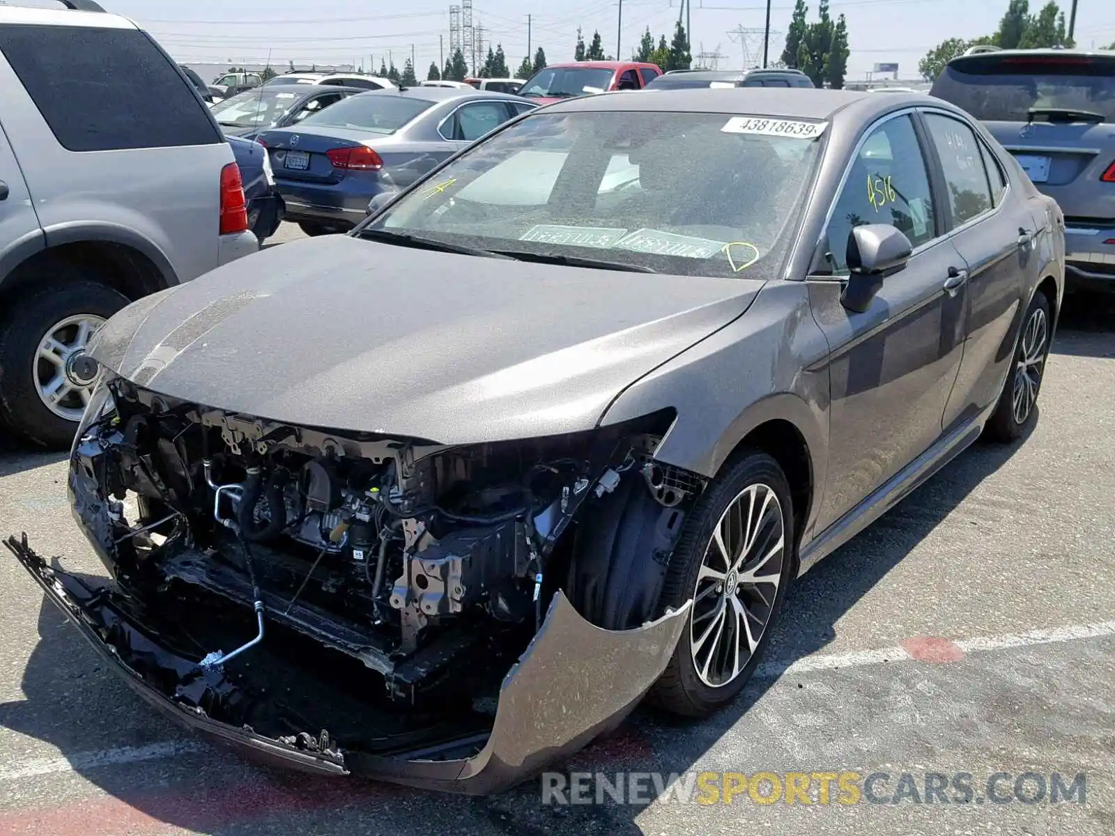 2 Photograph of a damaged car 4T1B11HK8KU781228 TOYOTA CAMRY 2019