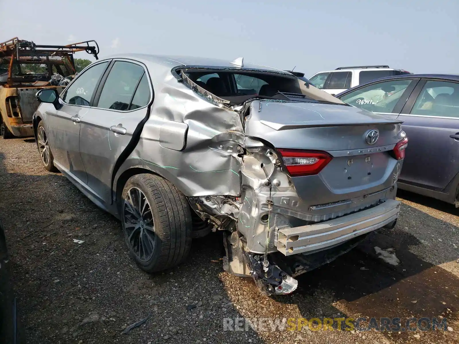 3 Photograph of a damaged car 4T1B11HK8KU781245 TOYOTA CAMRY 2019