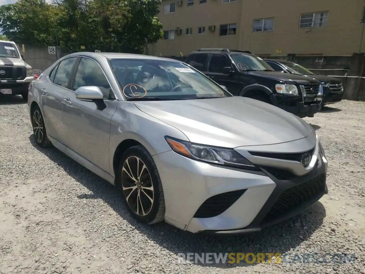 1 Photograph of a damaged car 4T1B11HK8KU782721 TOYOTA CAMRY 2019