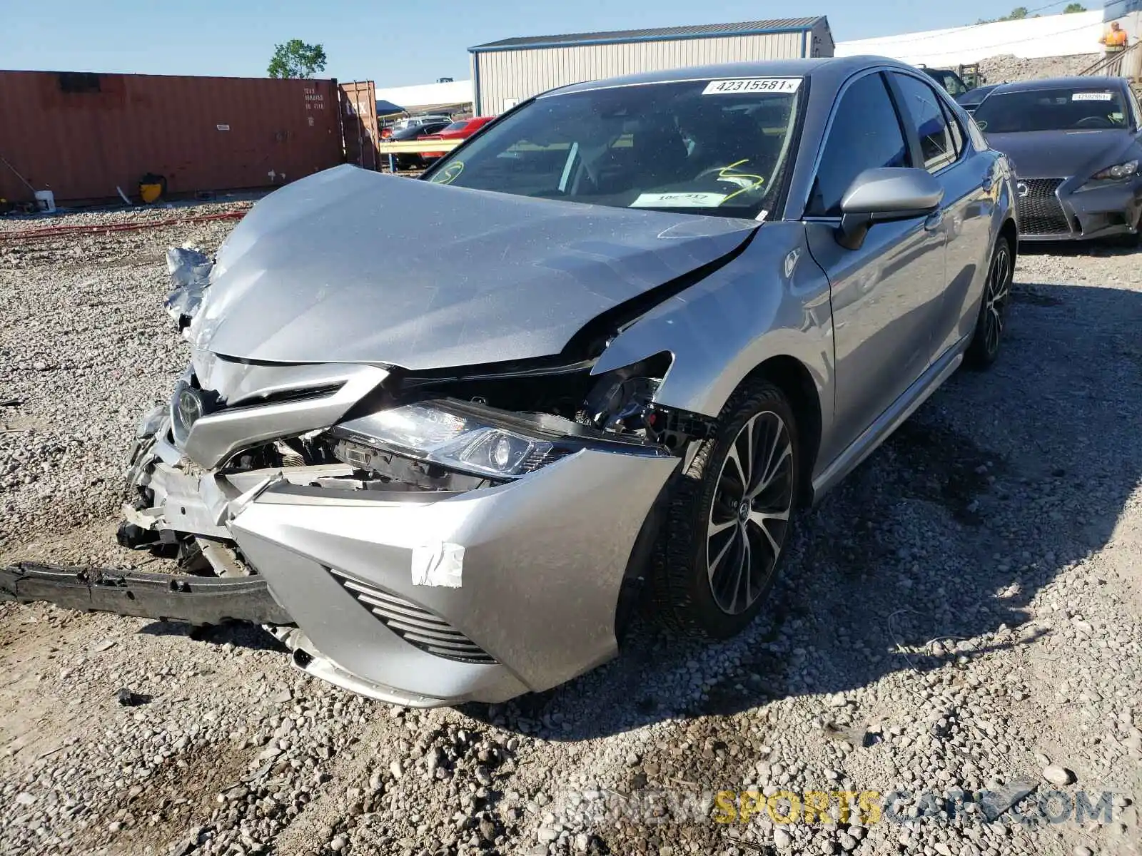 2 Photograph of a damaged car 4T1B11HK8KU783304 TOYOTA CAMRY 2019