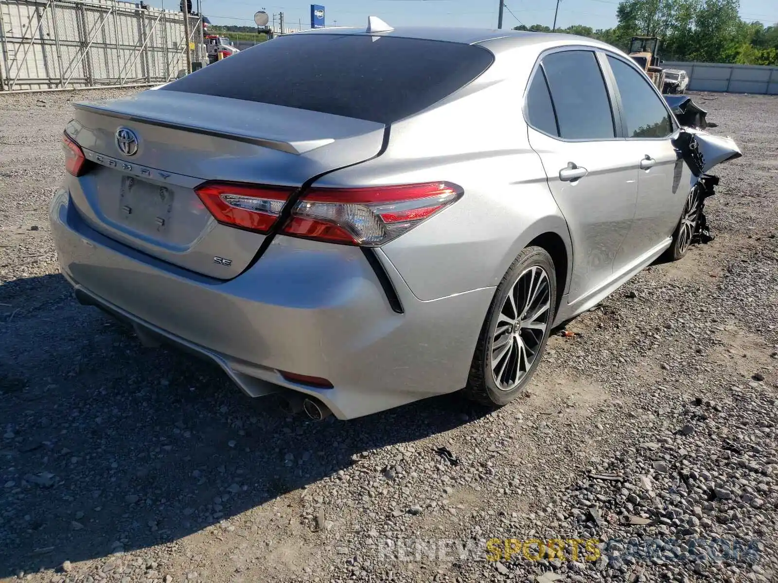 4 Фотография поврежденного автомобиля 4T1B11HK8KU783304 TOYOTA CAMRY 2019