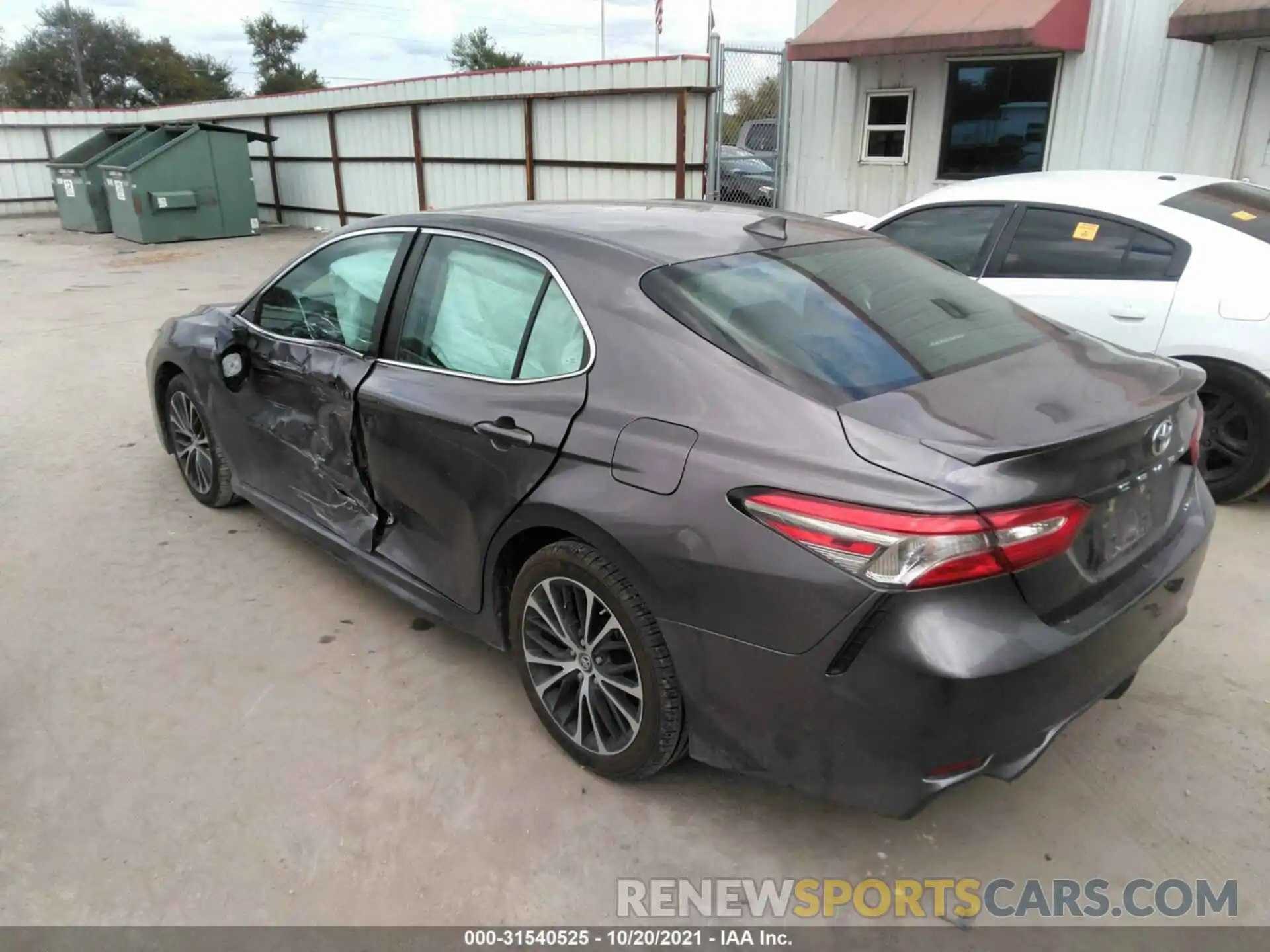 3 Photograph of a damaged car 4T1B11HK8KU784226 TOYOTA CAMRY 2019