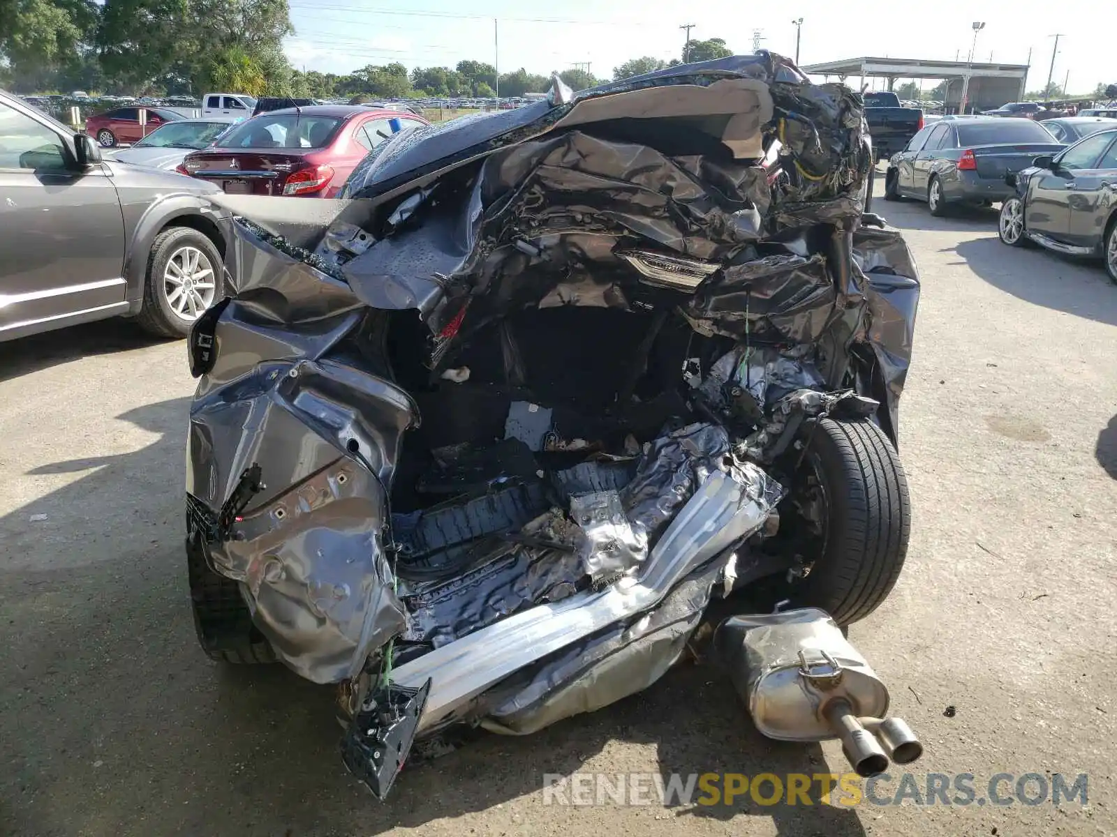 9 Photograph of a damaged car 4T1B11HK8KU784422 TOYOTA CAMRY 2019