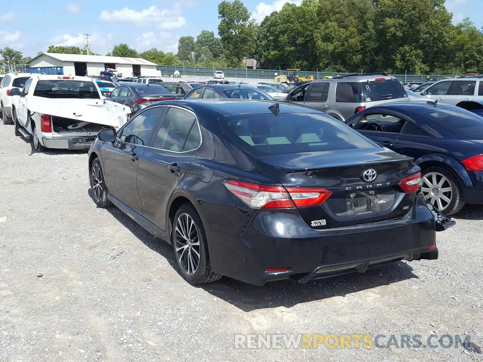 3 Photograph of a damaged car 4T1B11HK8KU784467 TOYOTA CAMRY 2019