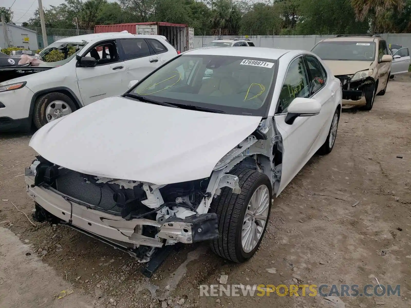 2 Photograph of a damaged car 4T1B11HK8KU784694 TOYOTA CAMRY 2019