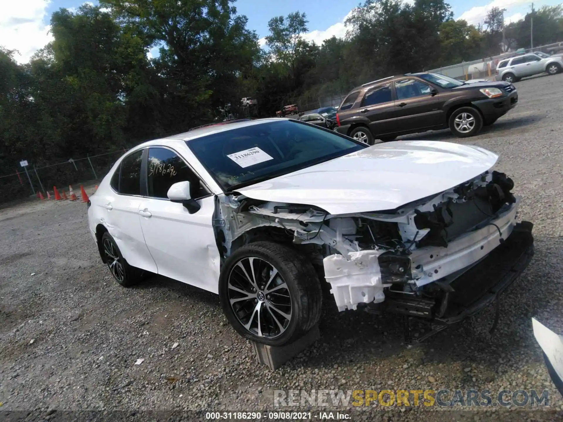 1 Photograph of a damaged car 4T1B11HK8KU785375 TOYOTA CAMRY 2019