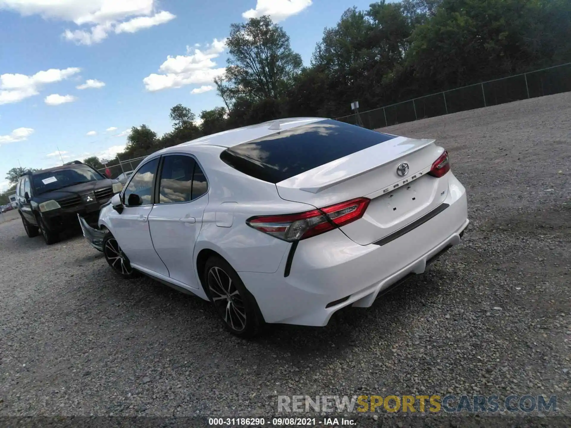 3 Photograph of a damaged car 4T1B11HK8KU785375 TOYOTA CAMRY 2019