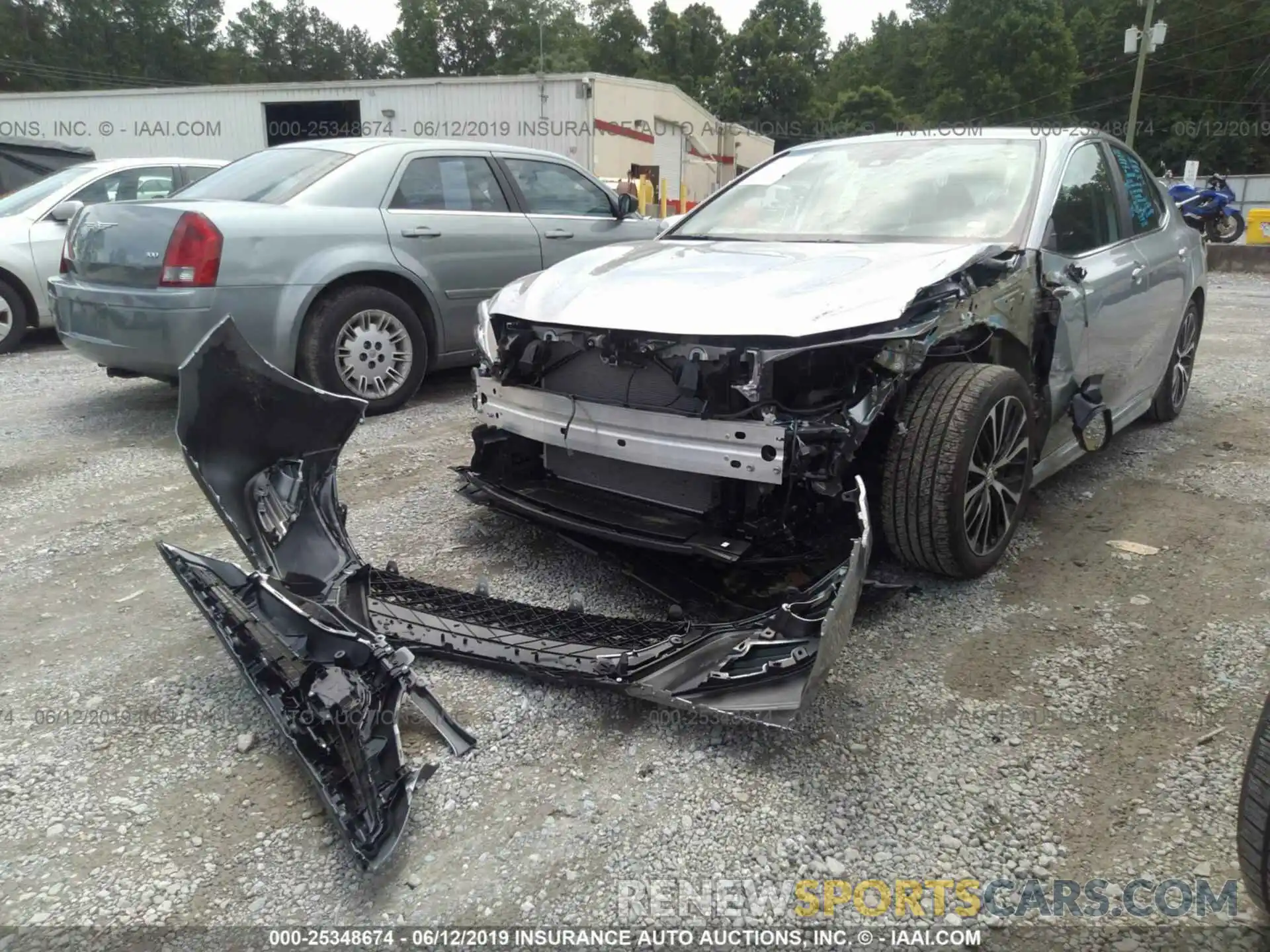 2 Photograph of a damaged car 4T1B11HK8KU785828 TOYOTA CAMRY 2019