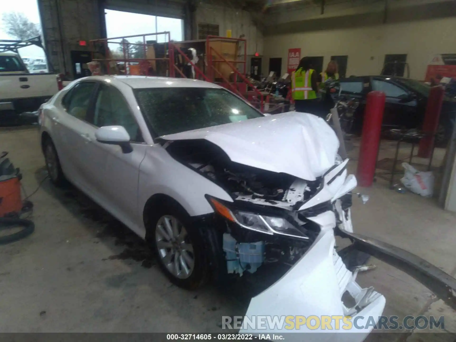 1 Photograph of a damaged car 4T1B11HK8KU789605 TOYOTA CAMRY 2019